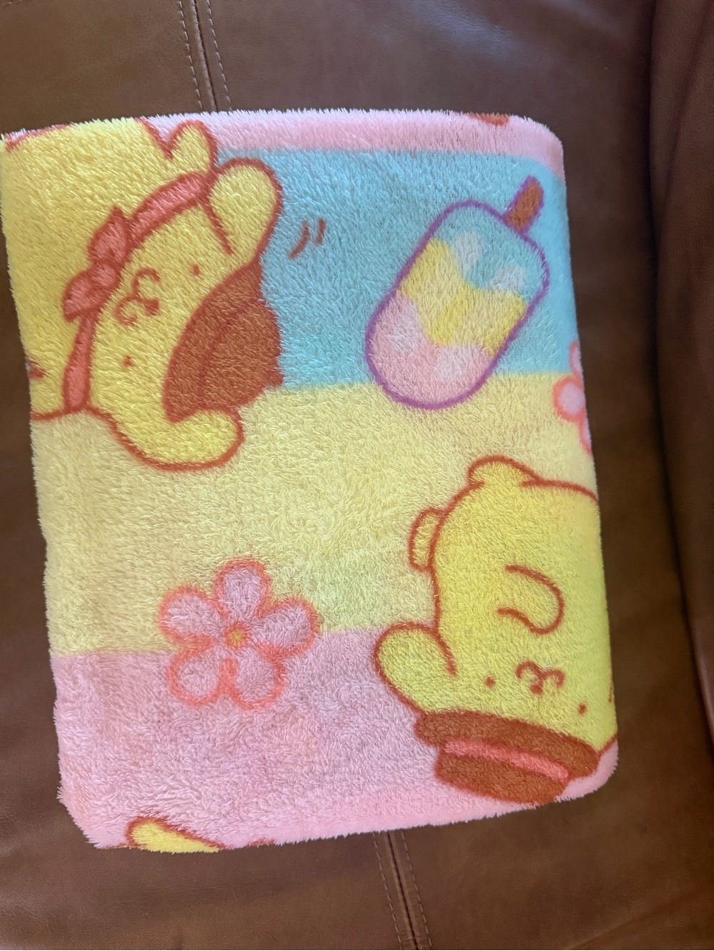 Sanrio Hello Kitty And Hot Air Balloons Plush Throw Blanket, 40 in x 50 in